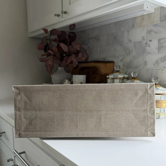 Saint Laurent Rive Gauche Beige Shopping Tote - Picture 7 of 15